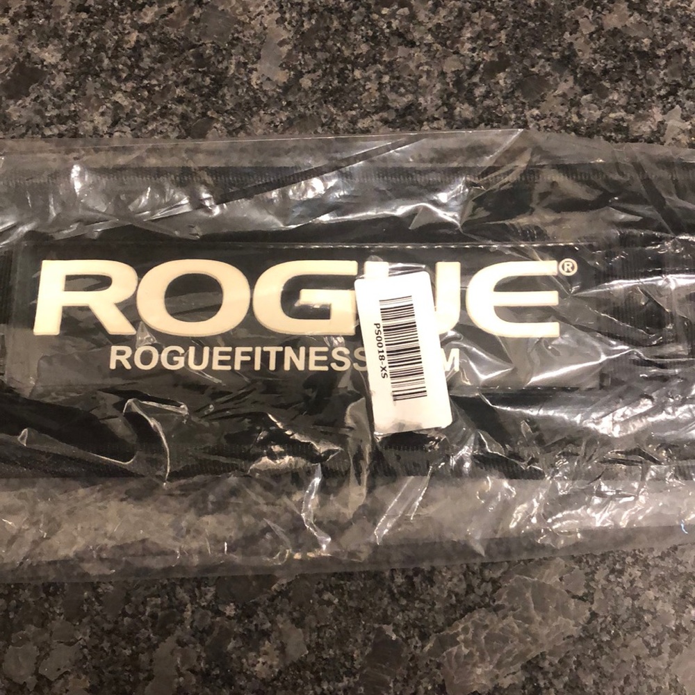 Rogue weightlifting belt